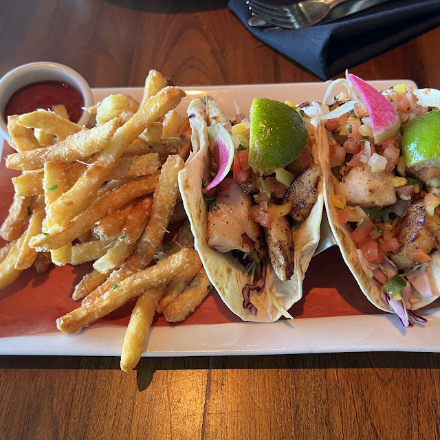 Fish Tacos w Fries