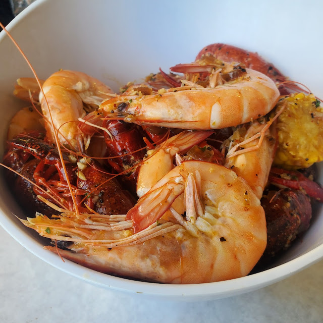 Shrimp and Crawfish Boil with Corn on the Cob