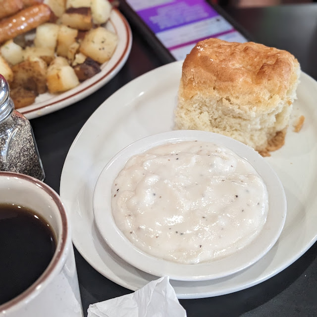 Biscuit & Gravy