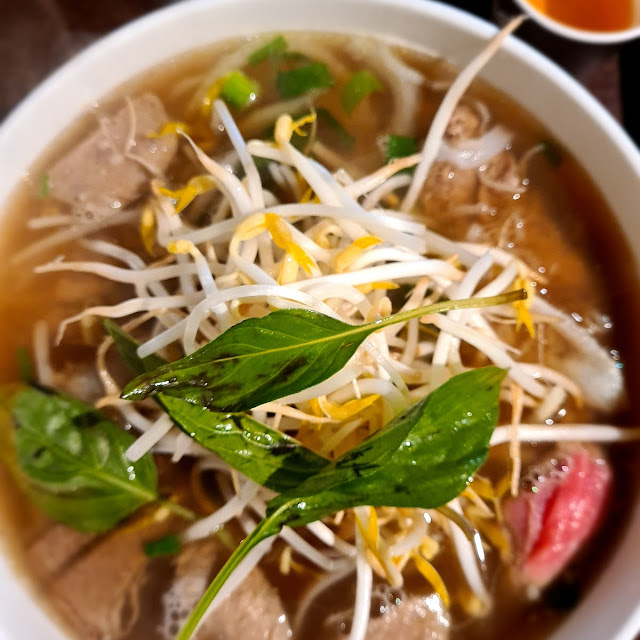 Stewed Beef with Rice Noodle Soup