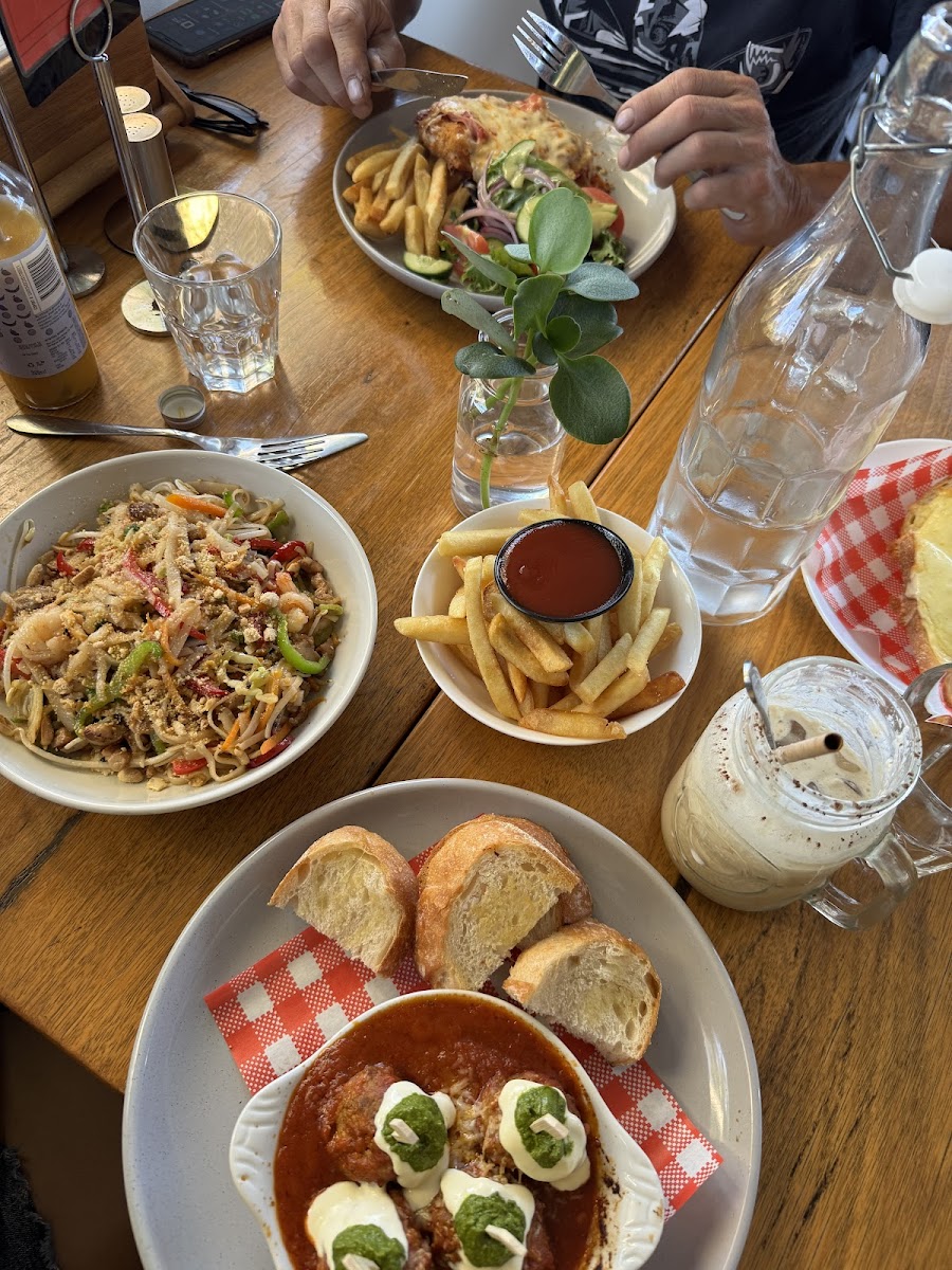 Slade Staples Restaurant