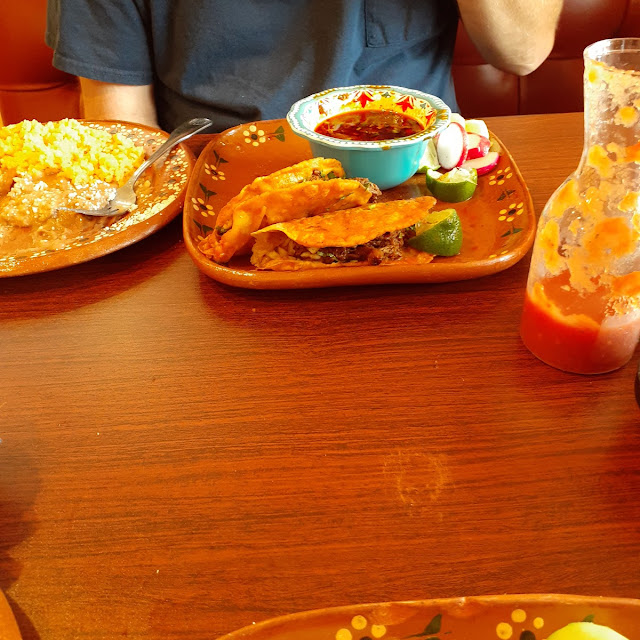 Quessabirrea Tacos