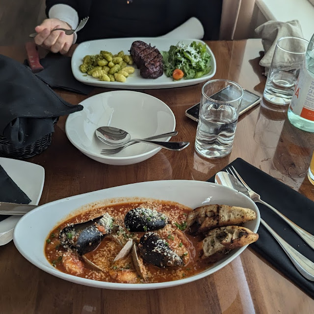Seafood Cioppino