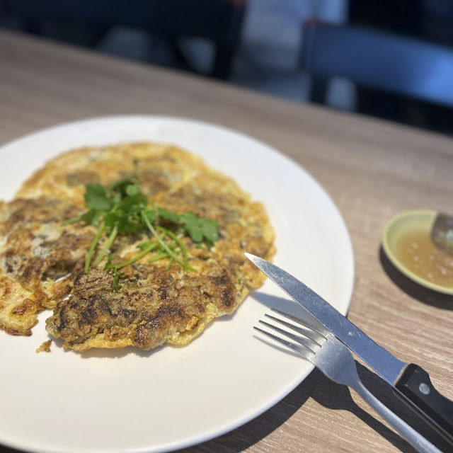 Chao Zhou Pan Fried Oyster Cake 潮洲煎蠔餅