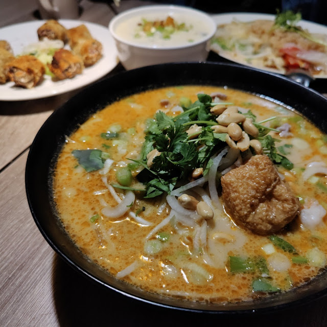 Hot and Sour Noodle Soup