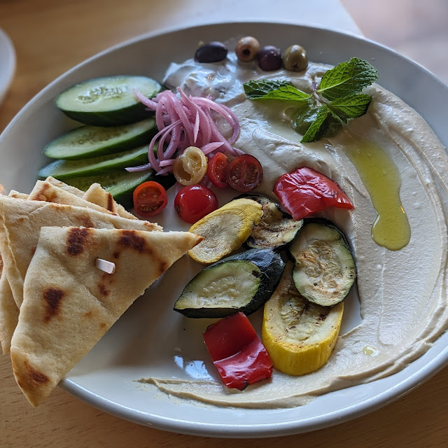 Habibi Hummus Plate