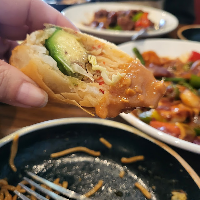 Seafood Egg Roll
