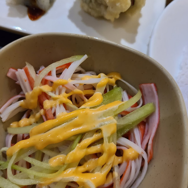 Kani Salad