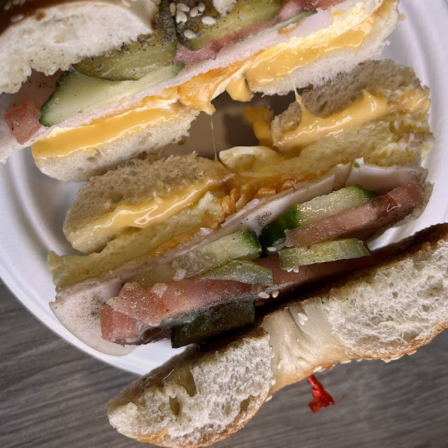 Bagel with Egg and Turkey