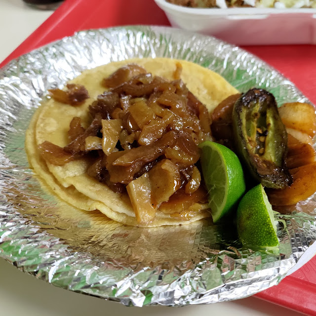 Taco De Cueritos
