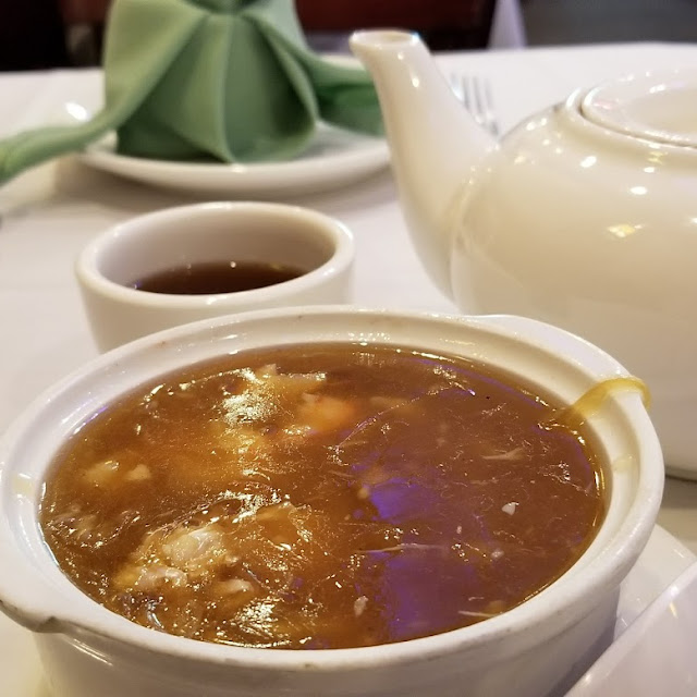 Fish Maw with Crabmeat Soup
