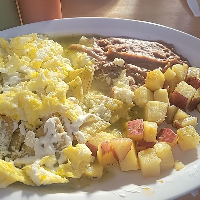 Eggs & Potatoes