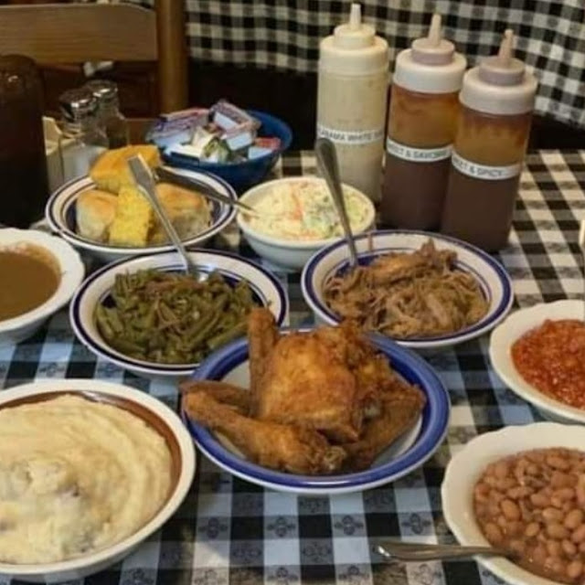 Fried Chicken with All the Fixins Your Table Will Be the Same