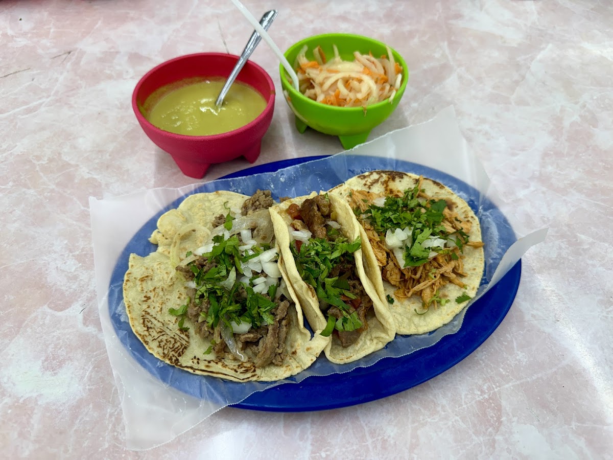 Taqueria Algo Más! +
