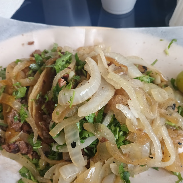 Tacos De Bistec Y Tripa