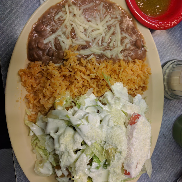 Flautas Plate with Carnitas