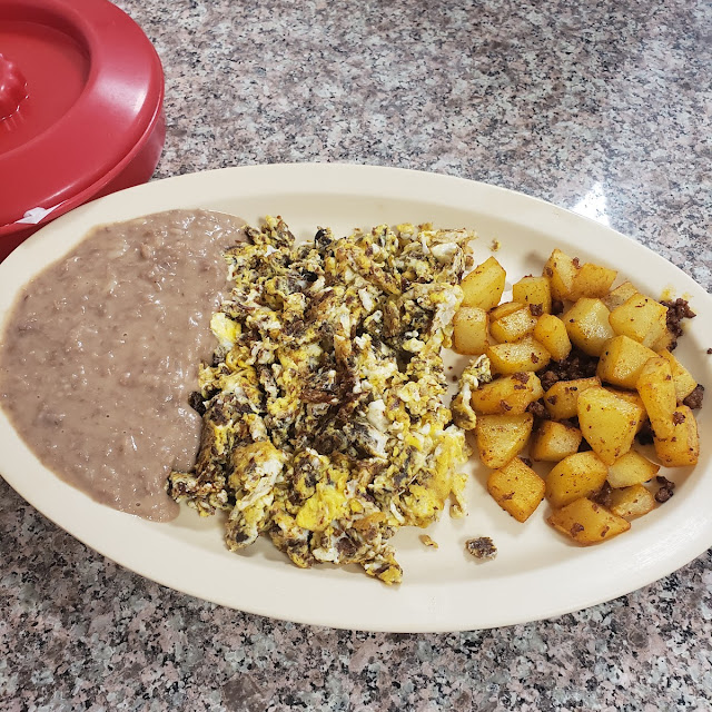 Desebrada De Res Con Frijoles