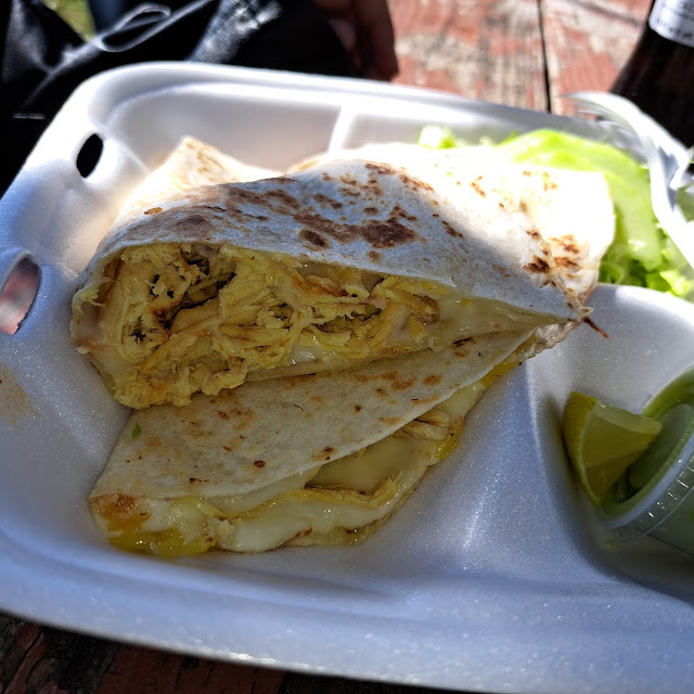 Pollo Quesadilla