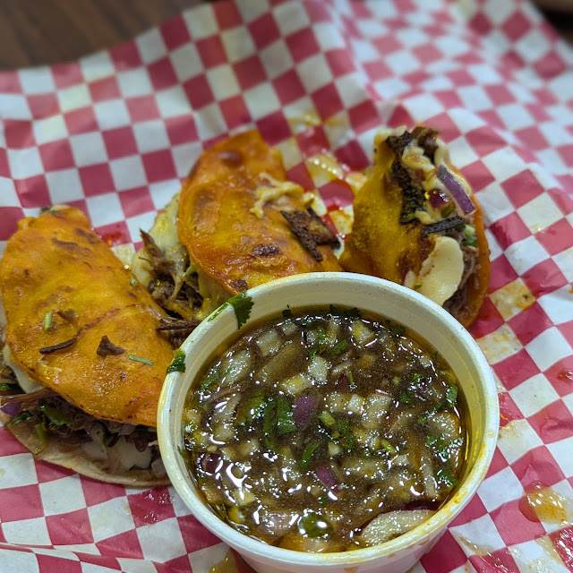 Quesatacos