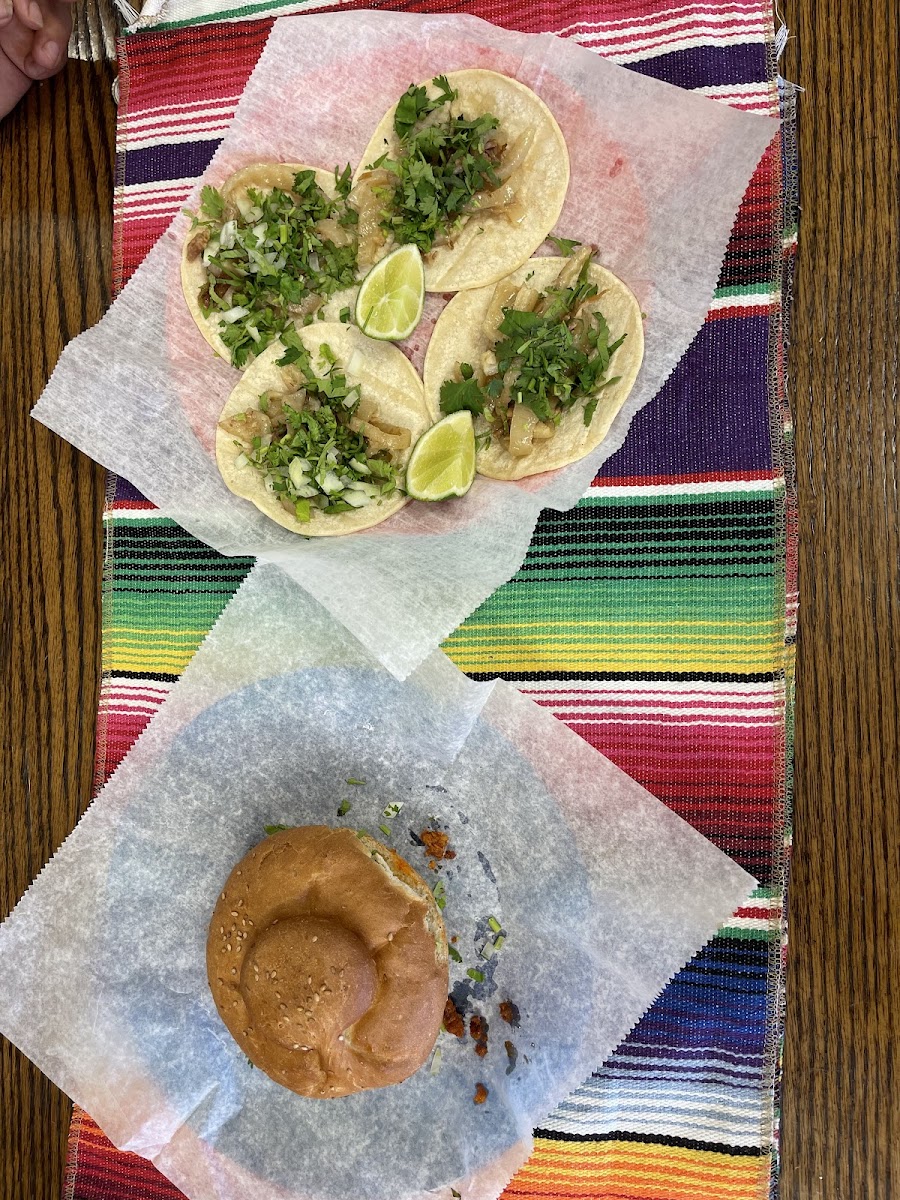 Taqueria los dos carnales del chacarrón