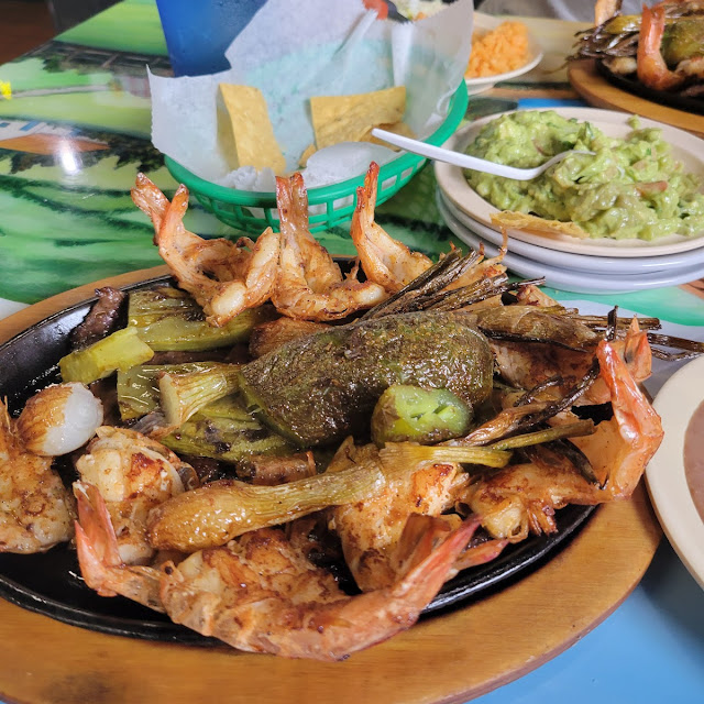 Carne Asada Con Camarones