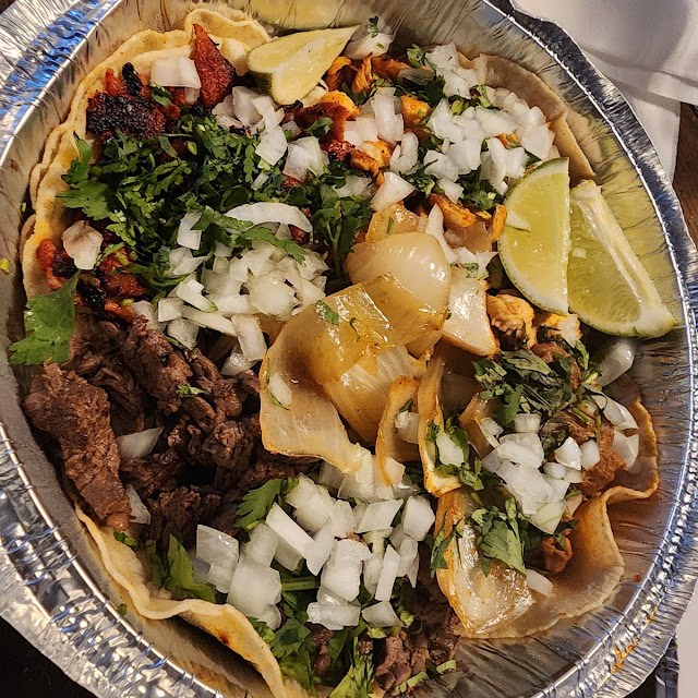 Tacos de la Calle Street Tacos