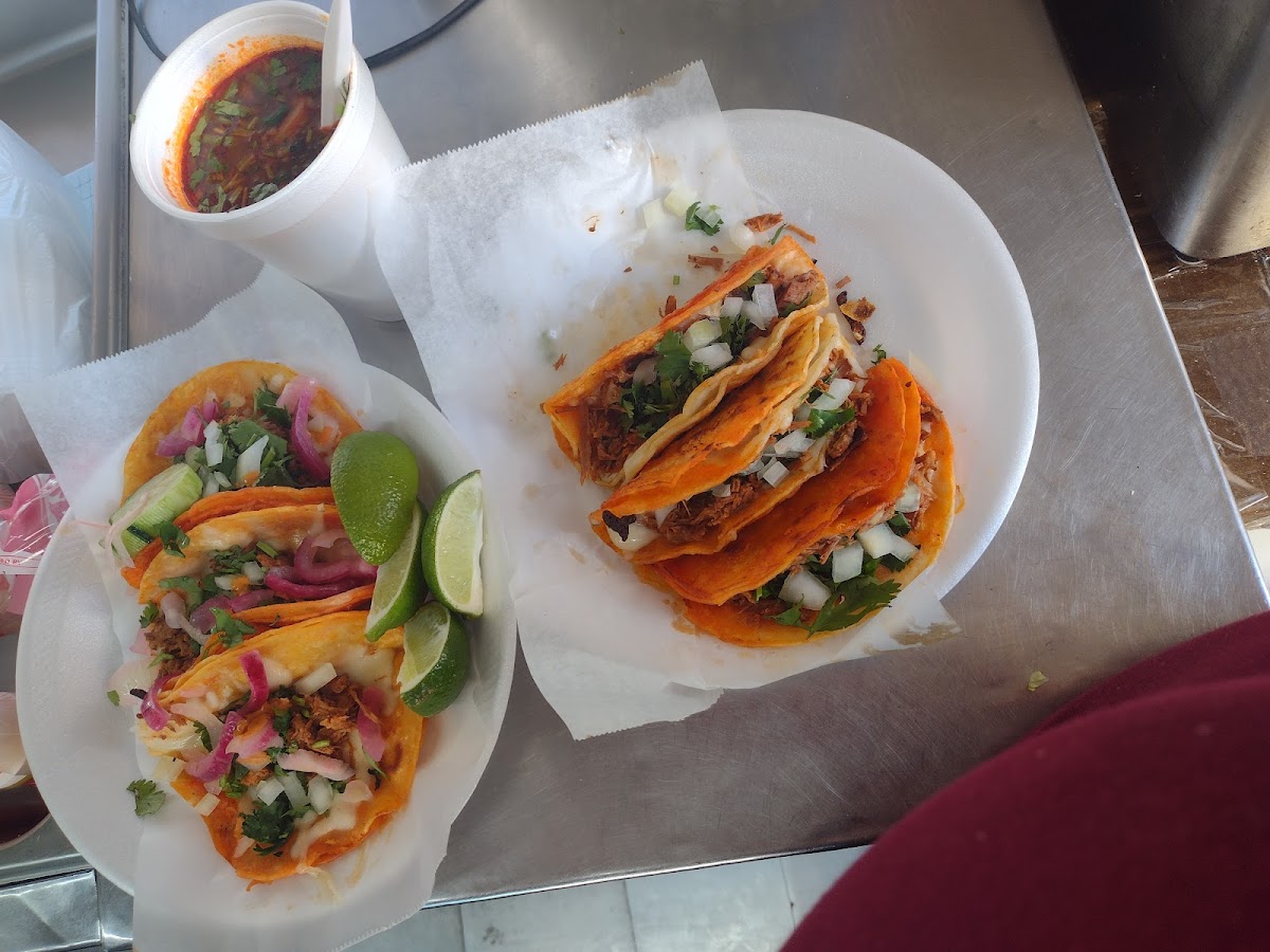 Taqueria Mi Lindo Huetamo (Food Truck)
