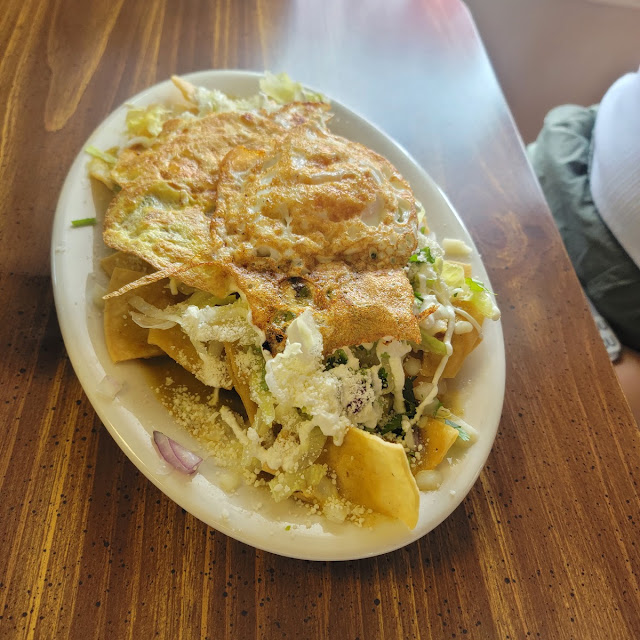 Chilaquiles Con Carne O Huevo Chilaquiles with Meat or Eggs
