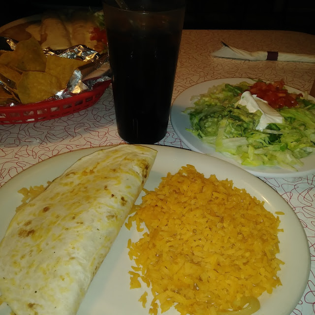 Mushroom Quesadilla Rice and Guacamole Salad