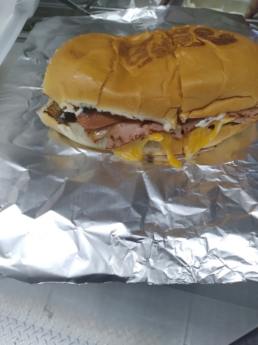 Taqueria y Pupuseria La Famosa
