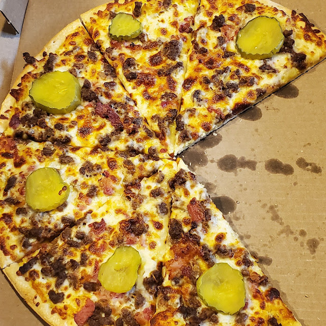 Cheeseburger Pizza