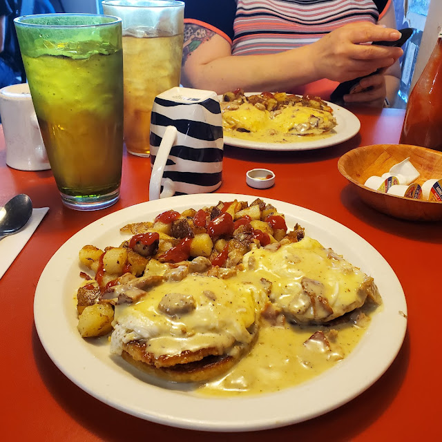 Country Benedict