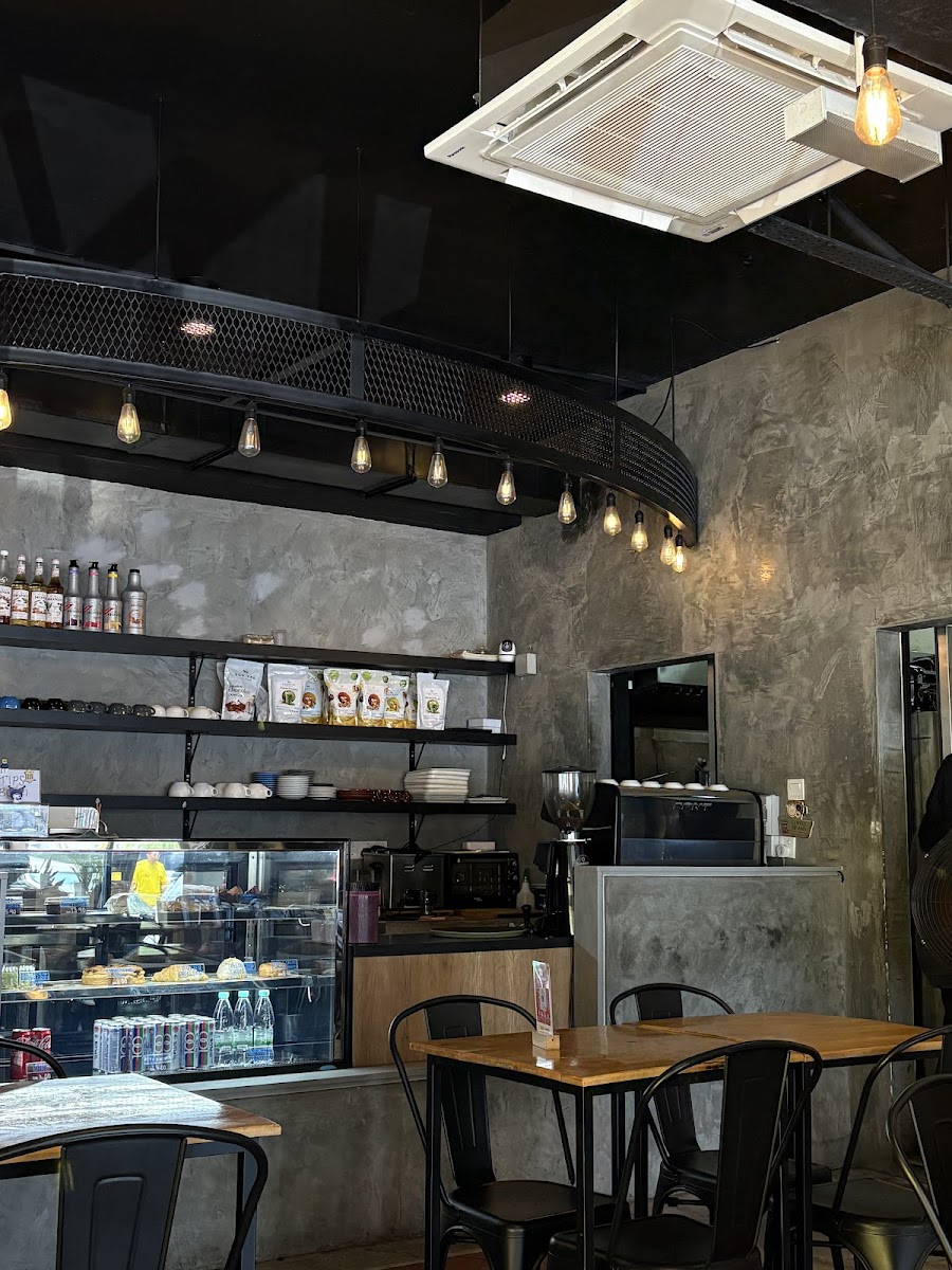 The CrankyBeans Bike & Cafe