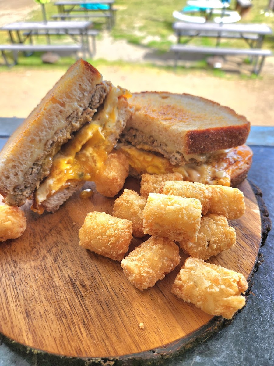 The Dilly Food Truck
