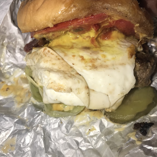 Bacon Cheese Scrambled Egg Burger