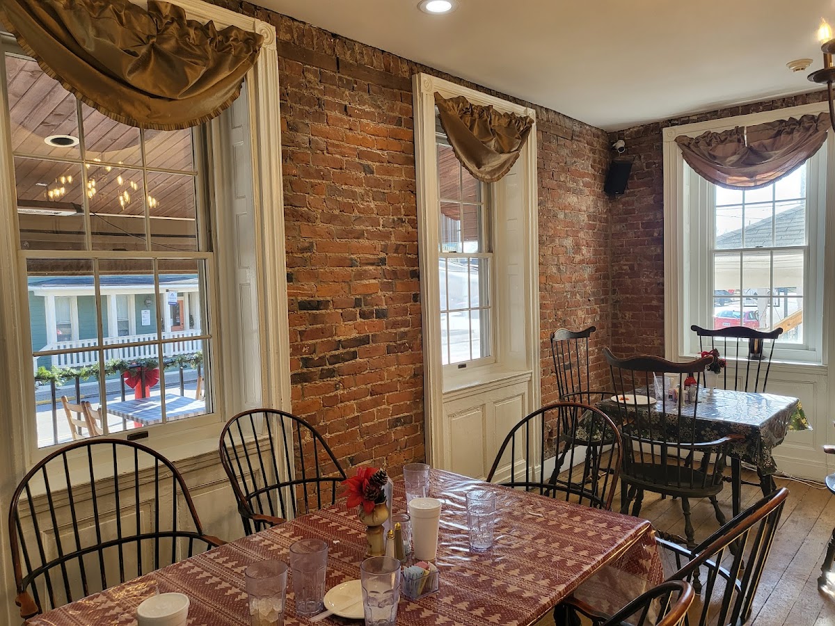 The Hammel House Inn, Restaurant & Bar