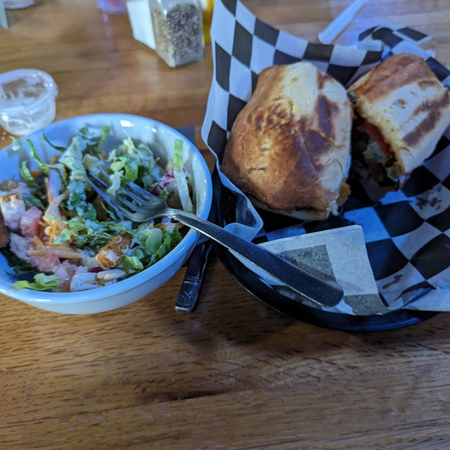 Italian Sub with Side Salad
