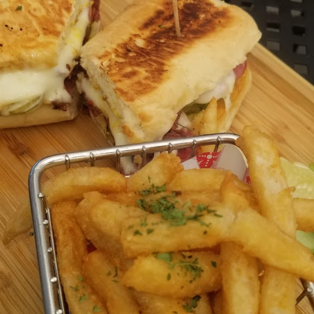 Pastrami Sandwich