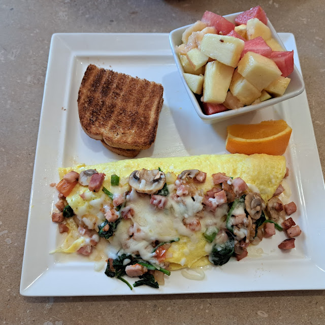 Veggie Omelet with Diced Ham