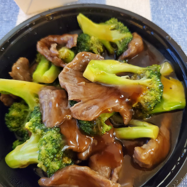 Beef with Broccoli and Garlic Sauce