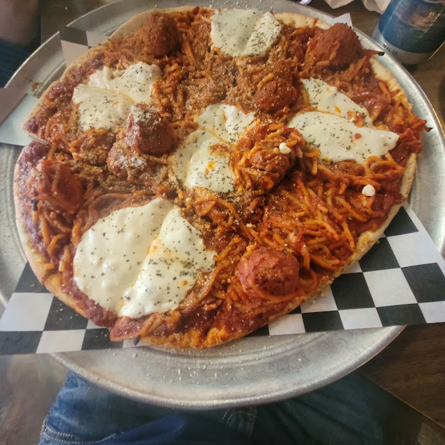 Spaghetti with Meatballs Pizza