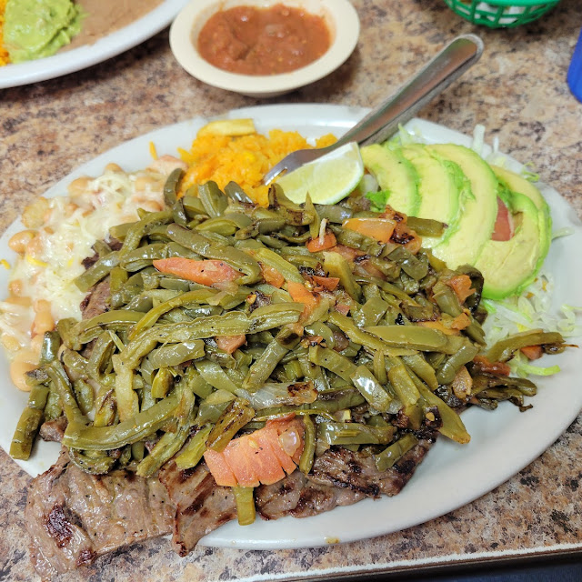 Carne Asada Con Nopales