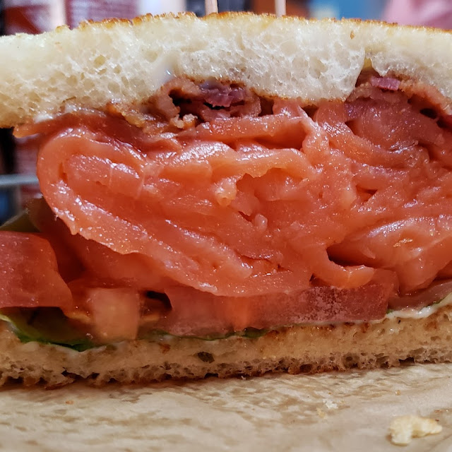 Smoked Salmon blt