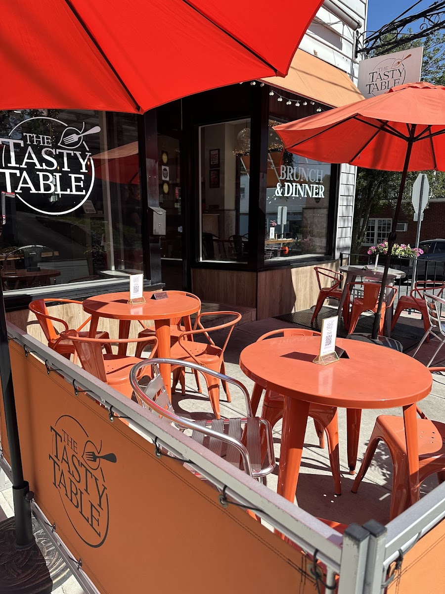 The Tasty Table