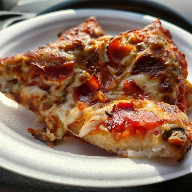 Canadian Pizza