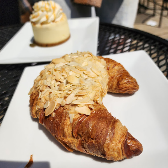 Almond Croissant