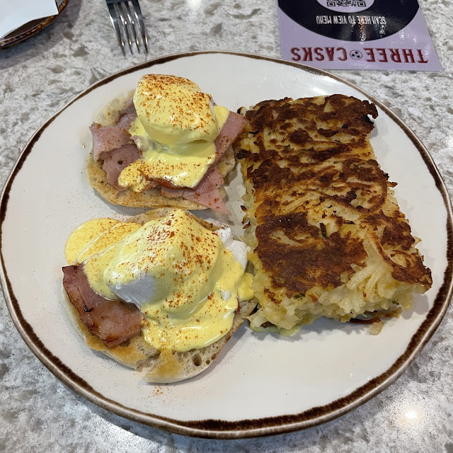 Eggs Benedict