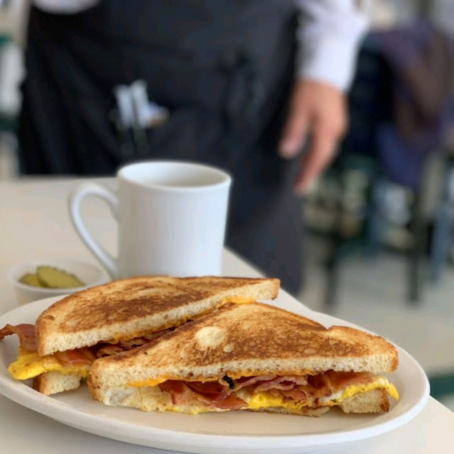 Breakfast Sandwich