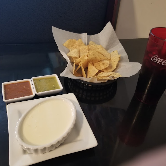 Chips and Salsa Queso