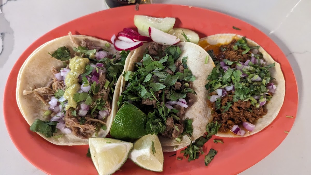 TOROS TACOS+TEQUILA